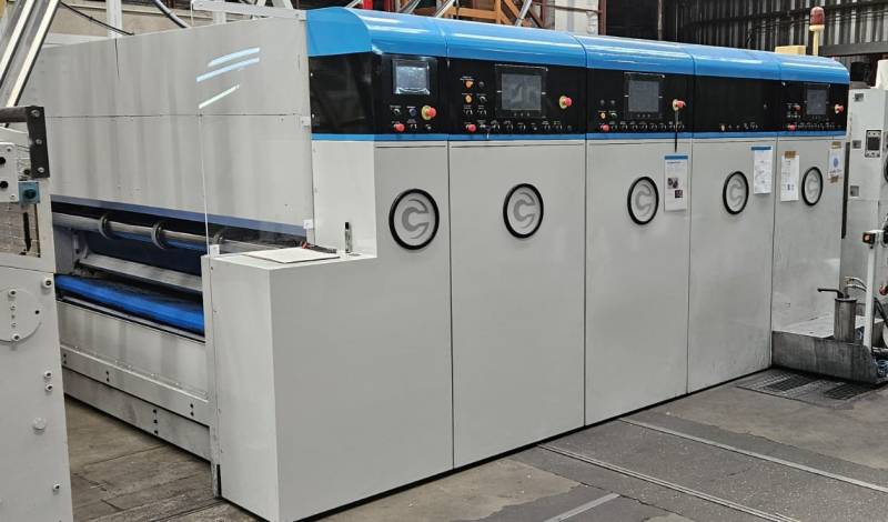 Fiabilité de notre parc machine : la garantie d’une fabrication maîtrisée de vos emballages sur mesure en carton à Lyon